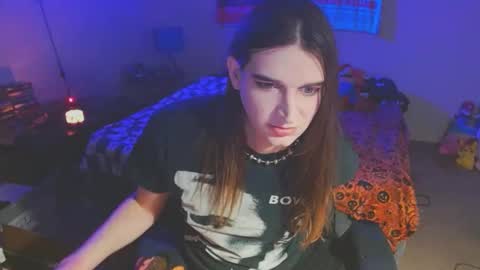 Snapshot of sallylongzzzts chatting on 7, 1, 2025 SallyLongzzz online show from 7, 1, 2025