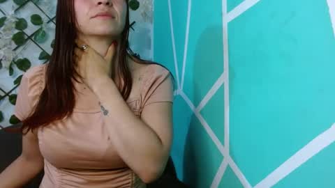 Snapshot of salome_69xxx chatting on 24, 5, 2026 Salome Salemhornys online show from 24, 5, 2026