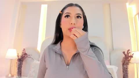   online show from 1, 10, 2025