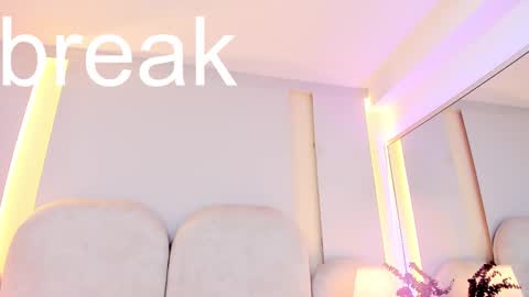   online show from 15, 3, 2026