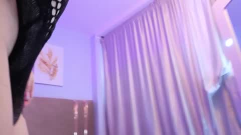 Snapshot of salomee_foxx_ chatting on 15, 12, 2025 Salome online show from 15, 12, 2025