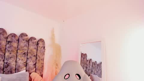 Salome online show from 15, 10, 2025