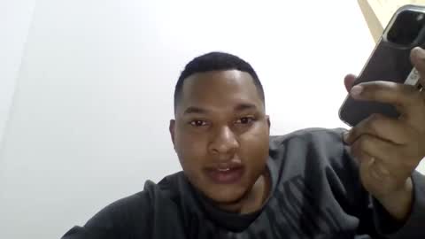 Snapshot of salomoon23 chatting on 12, 9, 2025 INSTAGRAM luis1pedraza online show from 12, 9, 2025