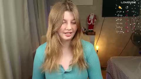 Snapshot of salut_love chatting on 19, 12, 2025 Ruby online show from 19, 12, 2025
