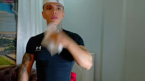 Snapshot of salvatore_damore chatting on 16, 5, 2026 SALVATORE online show from 16, 5, 2026