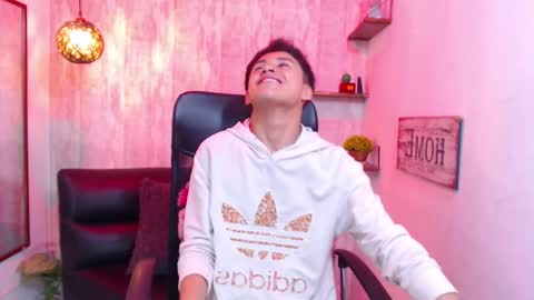 Sam online show from 8, 3, 2025