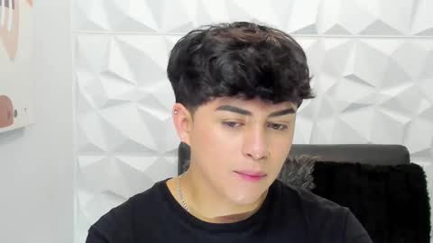 Sam online show from 2, 12, 2025