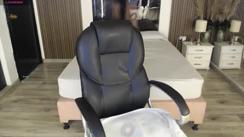 SAM MANSON online show from 15, 1, 2026