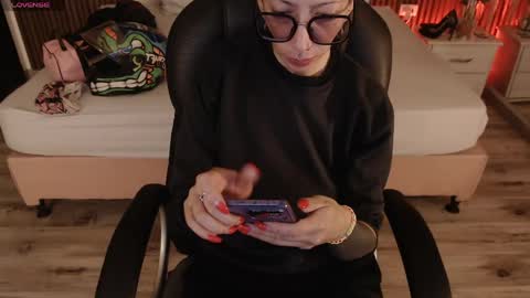 Snapshot of sam_mansson66 chatting on 6, 6, 2026 SAM MANSON online show from 6, 6, 2026