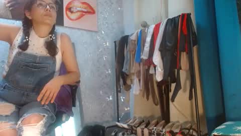 Snapshot of samanta_brownn_ chatting on 11, 5, 2026 samanta online show from 11, 5, 2026