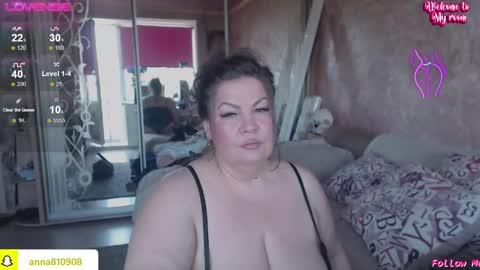 Snapshot of samanta_shy chatting on 22, 5, 2026 Marry online show from 22, 5, 2026