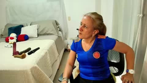 Samanta Stone online show from 2, 6, 2026