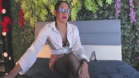 Samantha  online show from 15, 1, 2025