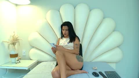 Snapshot of samantha_firee chatting on 9, 5, 2026 samantha_firee online show from 9, 5, 2026