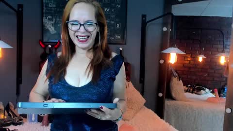 Snapshot of samantha_mature56 chatting on 5, 2, 2025 Sam online show from 5, 2, 2025