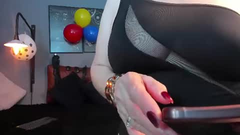Snapshot of samantha_mature56 chatting on 18, 6, 2026 Sam online show from 18, 6, 2026