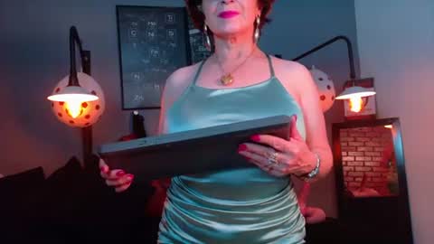 Snapshot of samantha_mature56 chatting on 3, 7, 2026 Sam online show from 3, 7, 2026