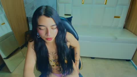 Snapshot of samantha_petite_tf chatting on 23, 4, 2026 Sami online show from 23, 4, 2026