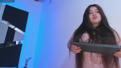 Snapshot of samanthaferrer chatting on 7, 12, 2024 Samantha Ferrer online show from 7, 12, 2024