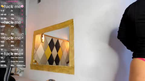 Snapshot of samanthaferrer chatting on 10, 3, 2025 Samantha Ferrer online show from 10, 3, 2025