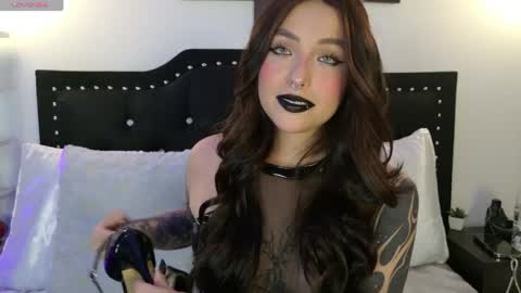 Snapshot of samanthagrant_ chatting on 27, 5, 2026 IGSamanthaGrant 10 online show from 27, 5, 2026