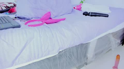 samanthajonson online show from 11, 3, 2025