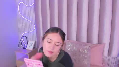 Alejandra  online show from 22, 11, 2025