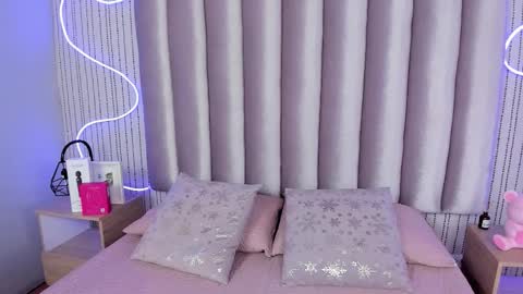 Alejandra  online show from 14, 1, 2026