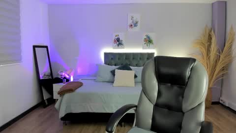 samara_hilton_2 online show from 3, 10, 2025