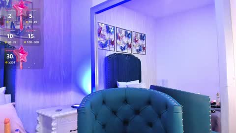 Samara Warren online show from 5, 1, 2025