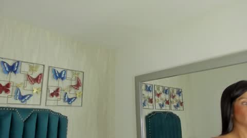 Samara Warren online show from 5, 1, 2026