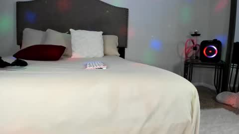 Yaya online show from 15, 9, 2025