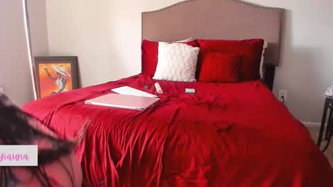 Yaya online show from 19, 11, 2025