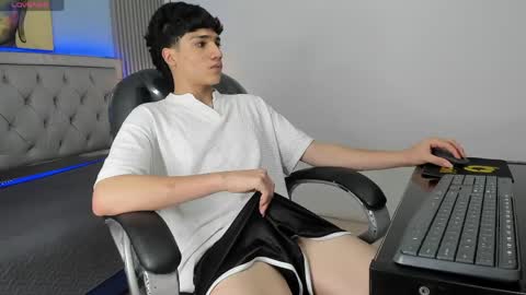 Snapshot of samblack_ chatting on 27, 5, 2026 Sam online show from 27, 5, 2026