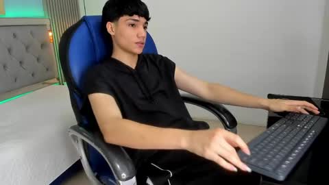 Snapshot of samblack_ chatting on 6, 6, 2026 Sam online show from 6, 6, 2026