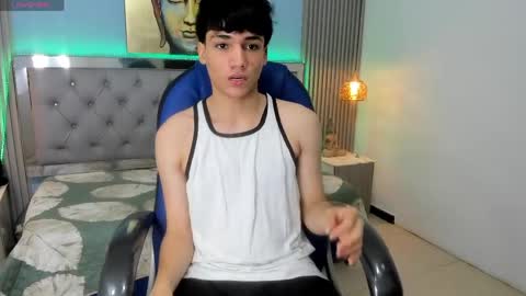 Snapshot of samblack_ chatting on 8, 6, 2026 Sam online show from 8, 6, 2026
