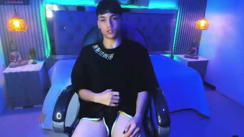 Snapshot of samblack_ chatting on 25, 6, 2026 Sam online show from 25, 6, 2026