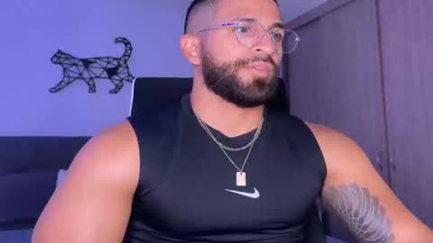 Snapshot of samdornan chatting on 9, 9, 2025 Sam Dornan online show from 9, 9, 2025