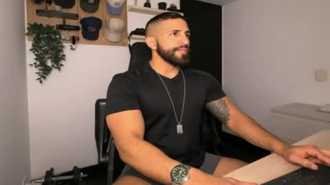 Snapshot of samdornan chatting on 15, 2, 2026 Sam Dornan online show from 15, 2, 2026