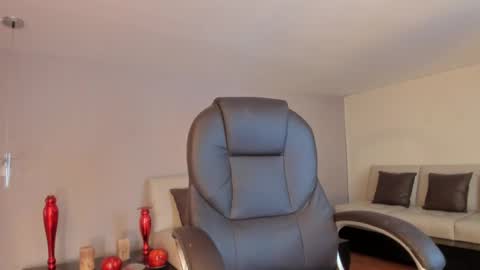 Samii  online show from 2, 11, 2025