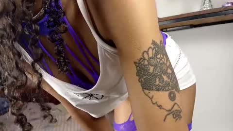 Snapshot of samisami132850 chatting on 10, 11, 2025 KatyDoll online show from 10, 11, 2025