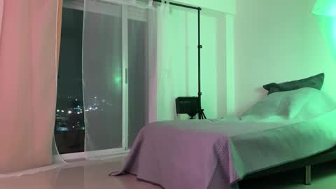 Snapshot of samisami132850 chatting on 3, 12, 2025 KatyDoll online show from 3, 12, 2025