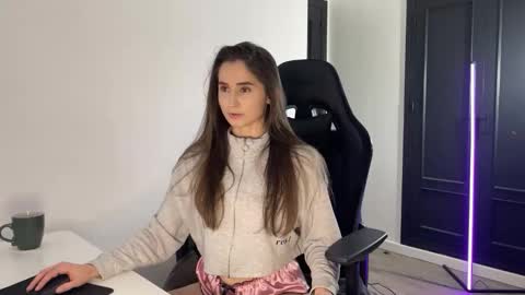 Snapshot of samlure1 chatting on 17, 4, 2026 SamLure1 online show from 17, 4, 2026