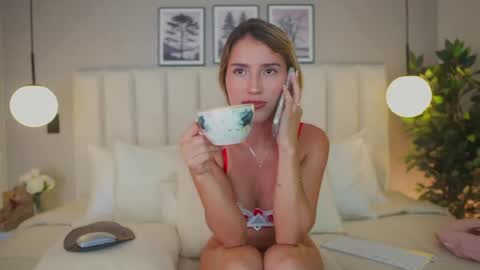 Snapshot of sammy_hamilton chatting on 22, 5, 2026 Ana online show from 22, 5, 2026
