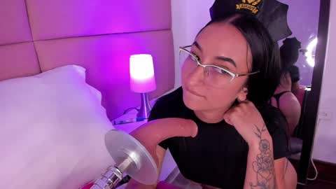 Snapshot of sammymorales chatting on 4, 2, 2025 Sammy Morales online show from 4, 2, 2025