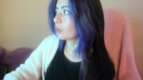   online show from 13, 4, 2026