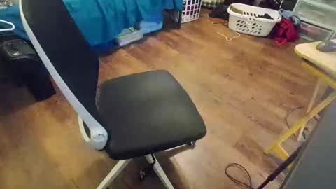 Snapshot of sammytimelove chatting on 8, 11, 2025 Sammy Time online show from 8, 11, 2025