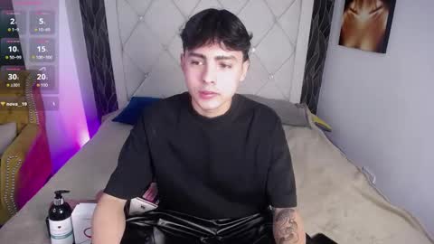 Snapshot of samu_foxxx chatting on 23, 10, 2025 SAMU online show from 23, 10, 2025