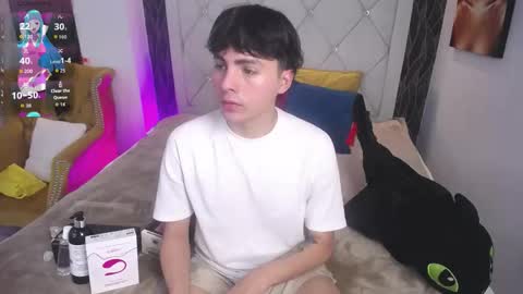 Snapshot of samu_foxxx chatting on 5, 11, 2025 SAMU online show from 5, 11, 2025