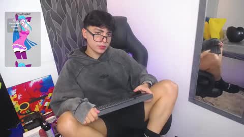 Snapshot of samu_foxxx chatting on 11, 11, 2025 SAMU online show from 11, 11, 2025